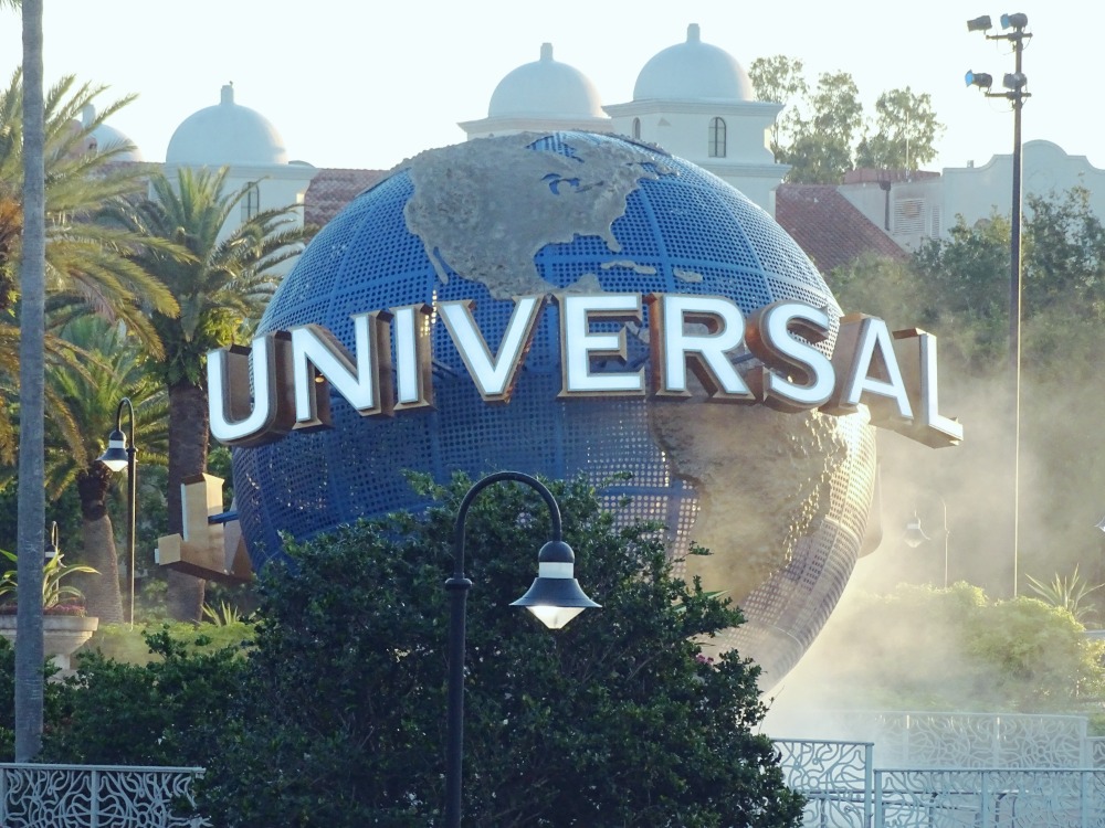 Universa; Studios Florida